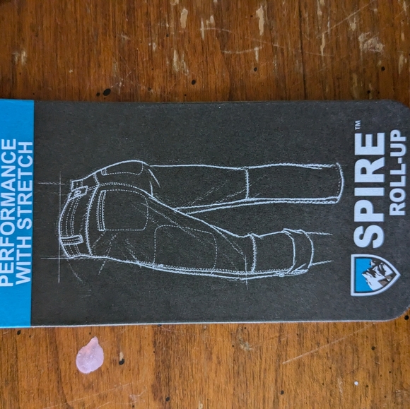 Kuhl Roll up Hiking Pants size 12 - Picture 2 of 11